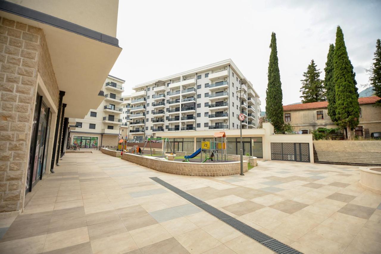 Pine 1 Apartment In The Center Требине Екстериор снимка